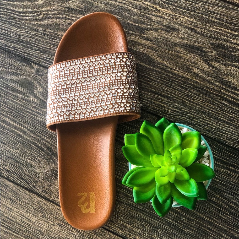 Adorable Sparkly Slides - Picture 2 of 5